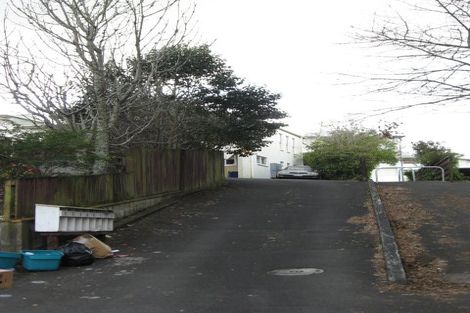 Photo of property in 8/8 Scotland Place, Hillcrest, Hamilton, 3216