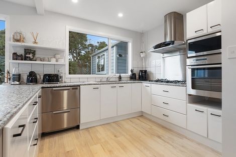 Photo of property in 5 Cabin Lane, Whitby, Porirua, 5024