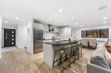 Photo of property in 30 Accolage Boulevard, Kumeu, 0810