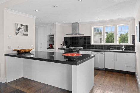 Photo of property in 122 Cross Line, Morison Bush, Greytown, 5794