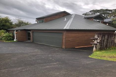 Photo of property in 1/60 Rangatira Road, Beach Haven, Auckland, 0626