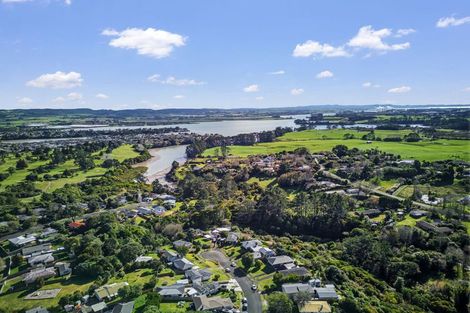 Photo of property in 41 Totara Street, Waiuku, 2123