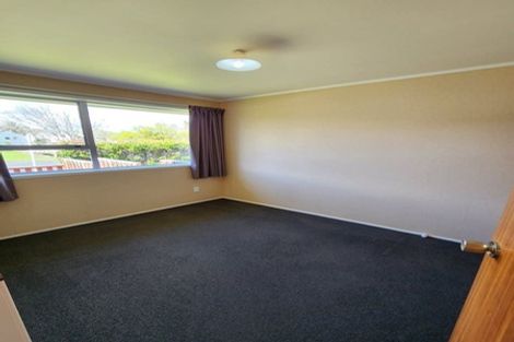 Photo of property in 1/22 La Perouse Street, Botany Downs, Auckland, 2010