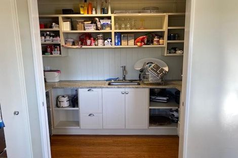 Photo of property in 108 Pacific Parade, Army Bay, Whangaparaoa, 0930