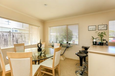Photo of property in 301 Huatoki Street, Upper Vogeltown, New Plymouth, 4310