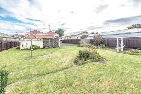 Photo of property in 11 Cambridge Street, Gonville, Whanganui, 4501