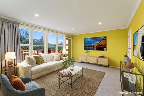 Photo of property in 5 Cheshire Street, Cannons Creek, Porirua, 5024