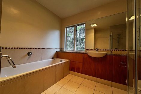 Photo of property in 14 Daldys Bush Lane, Bayview, Auckland, 0629