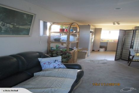 Photo of property in 11/3 Hulme Place, Henderson, Auckland, 0612