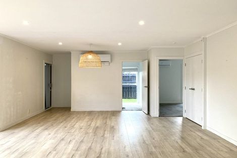 Photo of property in 10 Pixie Place, Pakuranga Heights, Auckland, 2010