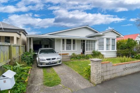 Photo of property in 7 Kings Avenue, Saint Kilda, Dunedin, 9012