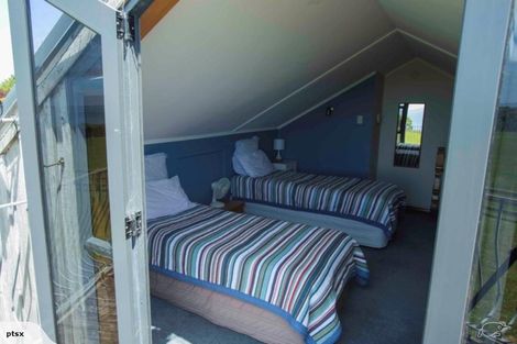 Photo of property in 37 Greenock Drive, Manukau Heads, Waiuku, 2684