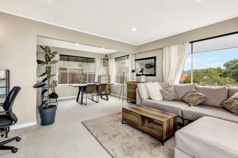 Photo of property in 33 Ernest Street, Ranui, Porirua, 5024