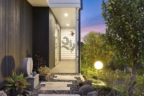 Photo of property in 1/60 Penzance Road, Mairangi Bay, Auckland, 0630