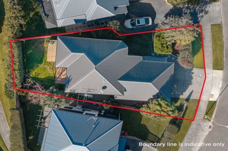 Photo of property in 2b Observatory Close, Whitby, Porirua, 5024