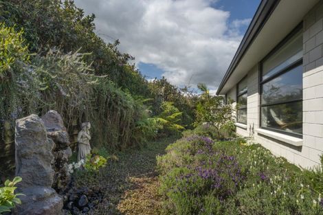Photo of property in 11 Lakeside Terrace, Omokoroa, 3114