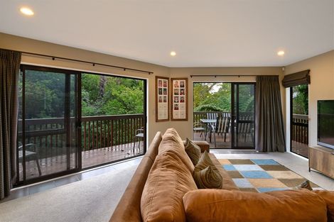 Photo of property in 23 Bemrose Place, Cockle Bay, Auckland, 2014