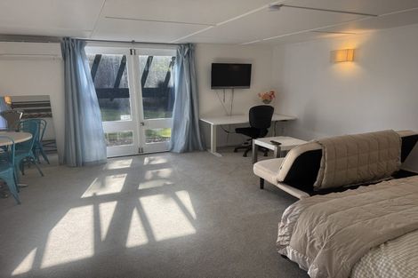 Photo of property in 279 Royal Road, Massey, Auckland, 0614