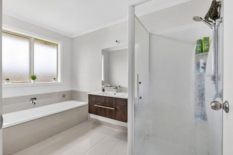 Photo of property in 15 Turnberry Crescent, Morrinsville, 3300