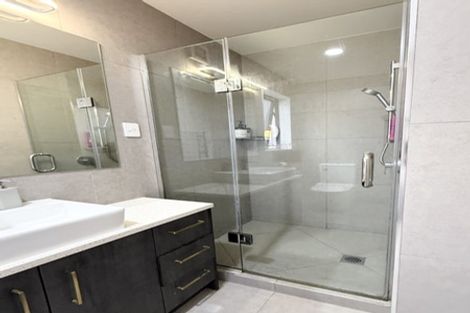Photo of property in 33 Waka Street, Albany Heights, Auckland, 0632