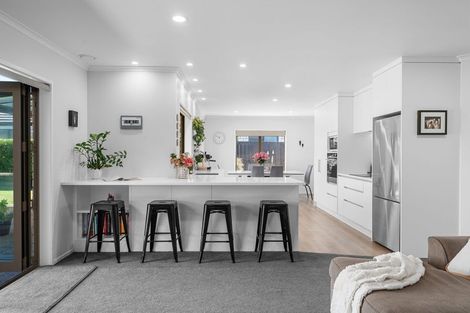 Photo of property in 9 Shalimar Place, Huntington, Hamilton, 3210