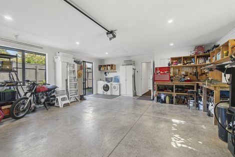 Photo of property in 5 Cessna Lane, Glen Avon, New Plymouth, 4312