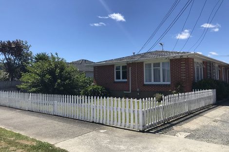 Photo of property in 1/6 Oxford Crescent, Ebdentown, Upper Hutt, 5018