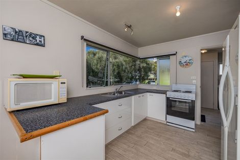 Photo of property in 847 Whangaruru North Road, Whangaruru, Russell, 0184