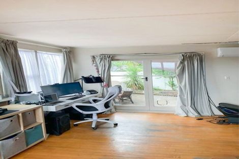 Photo of property in 12 Greville Road, Pinehill, Auckland, 0632