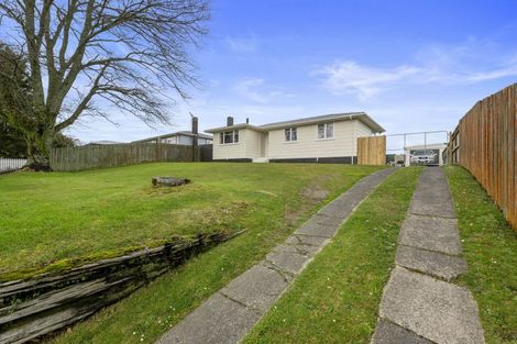 Photo of property in 271 Balmoral Drive, Tokoroa, 3420