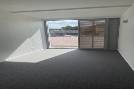 Photo of property in 384d Kapiti Road, Paraparaumu Beach, Paraparaumu, 5032