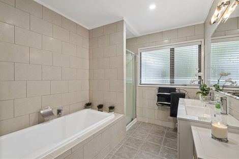 Photo of property in 103a Glengarry Road, Glen Eden, Auckland, 0602
