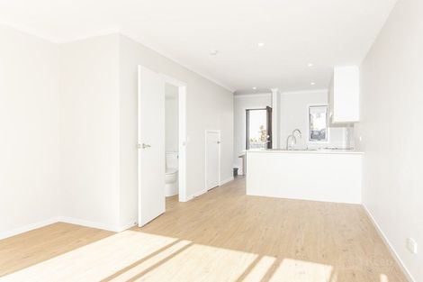 Photo of property in 2/125b Metcalfe Road, Ranui, Auckland, 0612