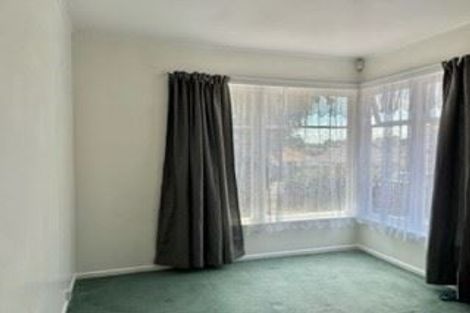 Photo of property in 98 Hillsborough Road, Hillsborough, Auckland, 1042