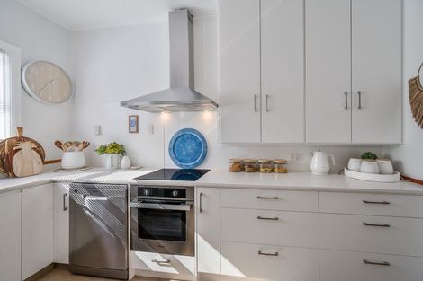 Photo of property in 27a Nuffield Avenue, Marewa, Napier, 4110