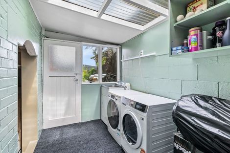 Photo of property in 9 Burnham Road, Waitakere, Auckland, 0816