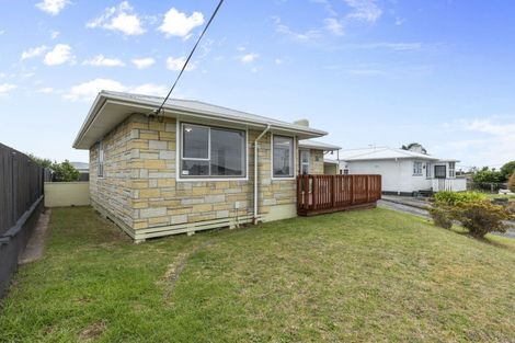 Photo of property in 6 Ranfurly Street, Waitara, 4320