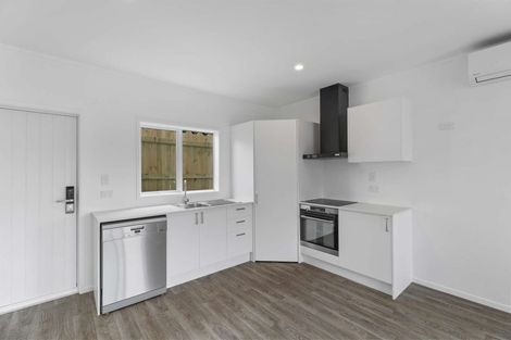 Photo of property in 15 Rosario Crescent, Red Beach, 0932