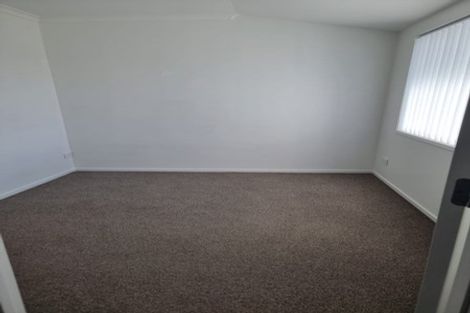 Photo of property in 58a Fairdene Avenue, Henderson, Auckland, 0610