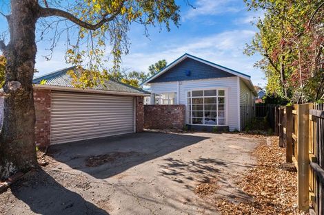 Photo of property in 28 Straven Road, Riccarton, Christchurch, 8011