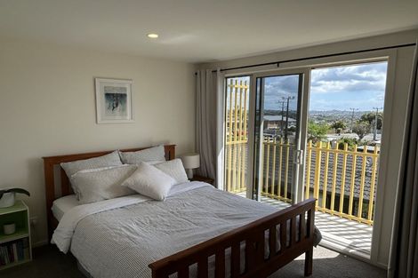 Photo of property in 4/3 Coronation Road, Hillcrest, Auckland, 0627