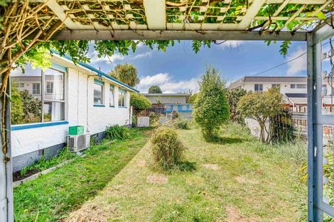 Photo of property in 1/136 Wainoni Road, Avondale, Christchurch, 8061