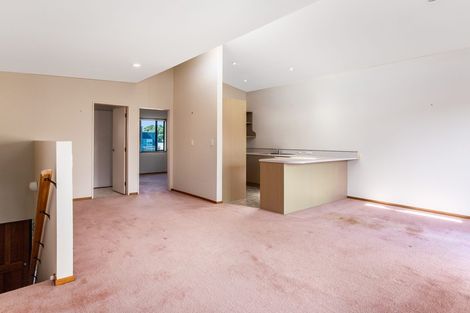 Photo of property in 14 Marina View, Paremata, Porirua, 5026