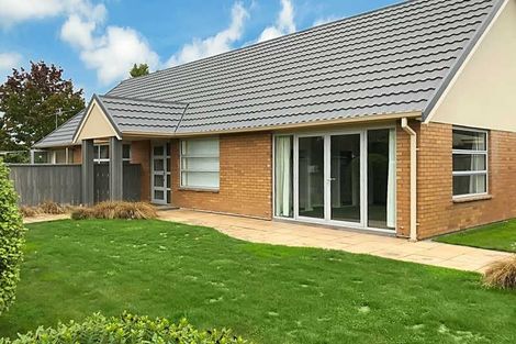 Photo of property in 1 Rutherglen Avenue, Ilam, Christchurch, 8041