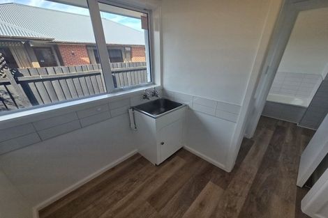 Photo of property in 42 Waratah Street, Avondale, Christchurch, 8061