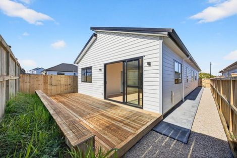 Photo of property in 13 Huringa Road, Karaka, Papakura, 2113