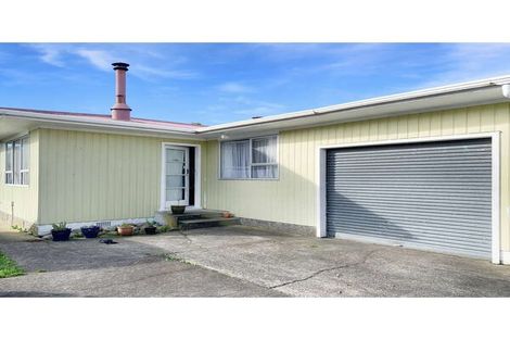 Photo of property in 39 Saint Annes Street, Levin, 5510