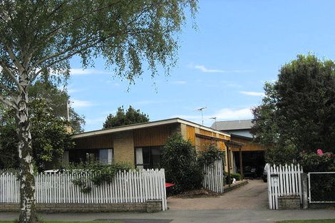 Photo of property in 1/291 Memorial Avenue, Burnside, Christchurch, 8053