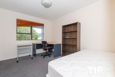 Photo of property in 14 Tortola Crescent, Grenada Village, Wellington, 6037