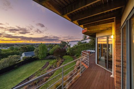 Photo of property in 12 Lucknow Place, Cashmere, Christchurch, 8022